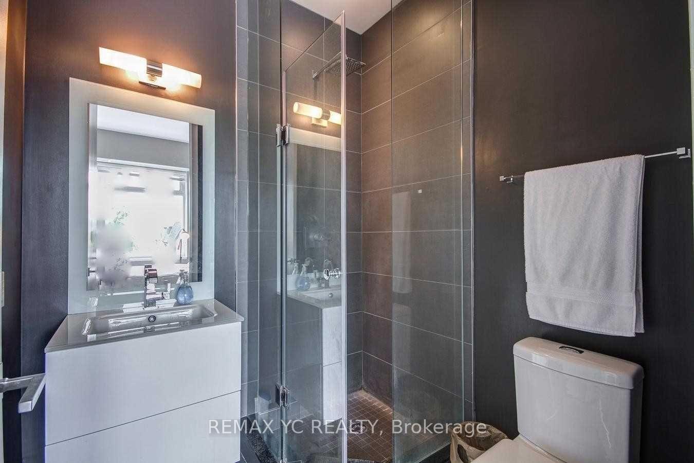 111 St Clair Avenue W, Unit 321 - Photo 9