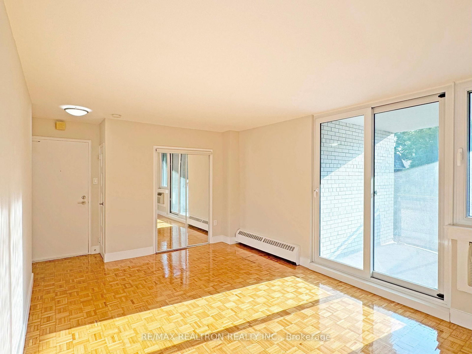 485 Huron Street, Unit 904 - Photo 3