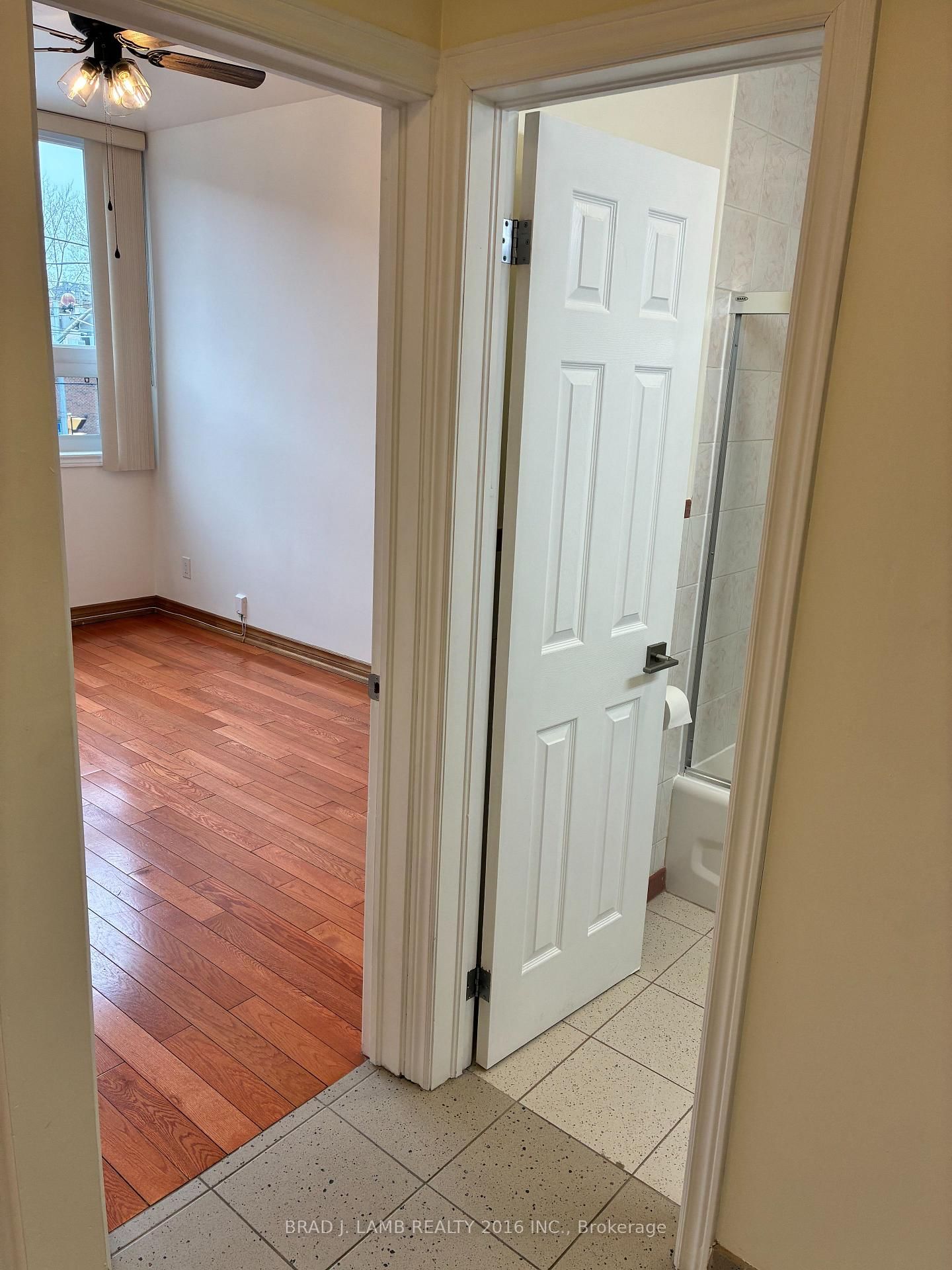 1277 DUNDAS Street W, Unit 1 - Photo 17