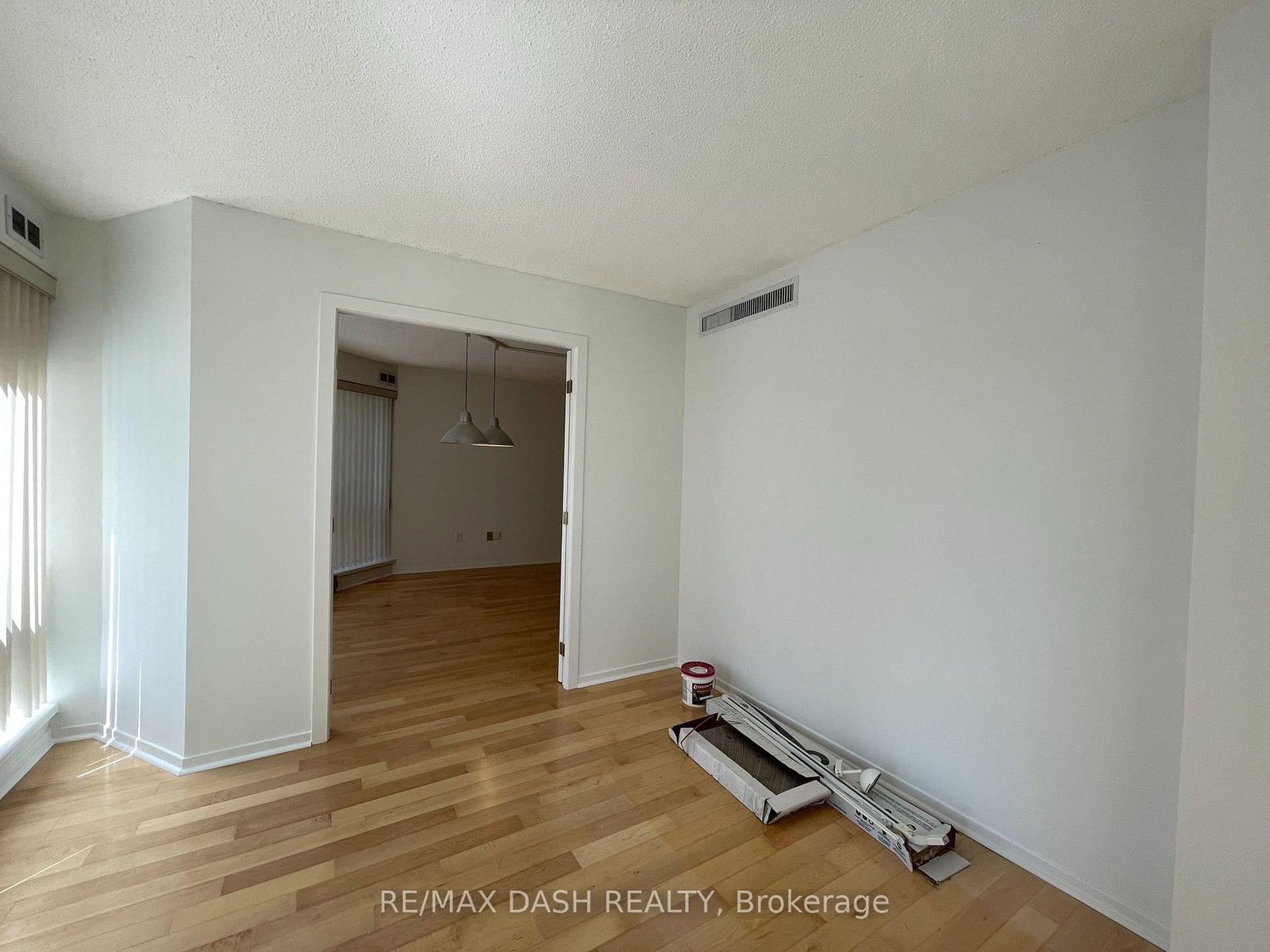 1001 Bay Street, Unit 414 - Photo 12