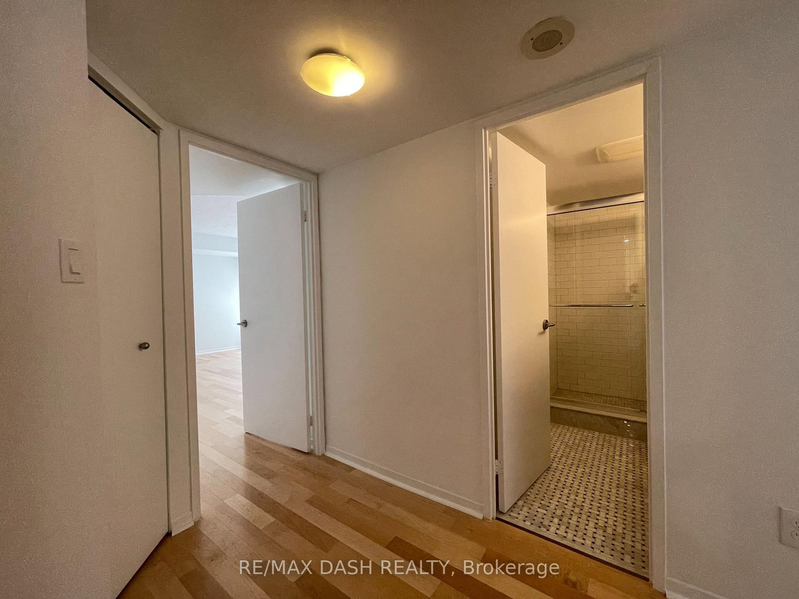 1001 Bay Street, Unit 414 - Photo 15