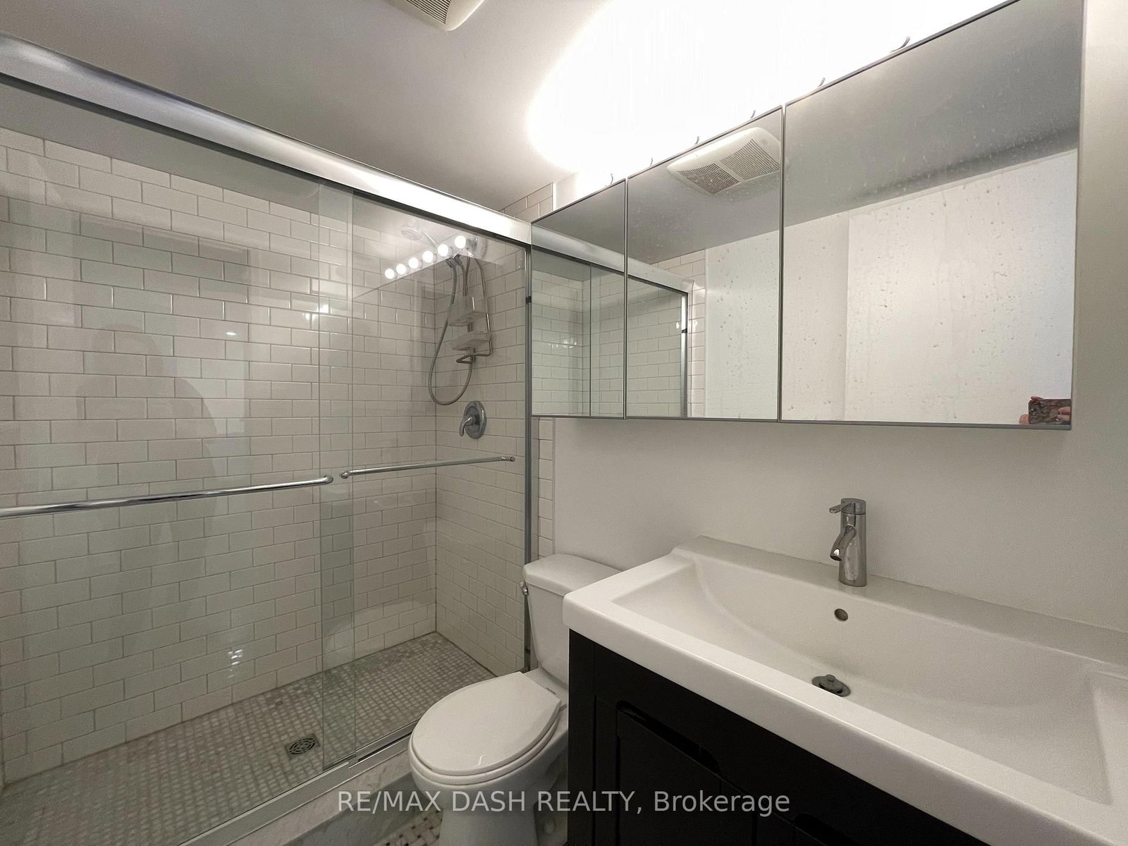 1001 Bay Street, Unit 414 - Photo 16