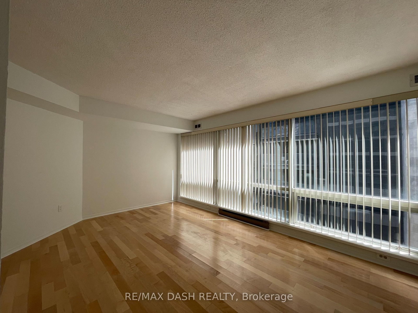 1001 Bay Street, Unit 414 - Photo 19