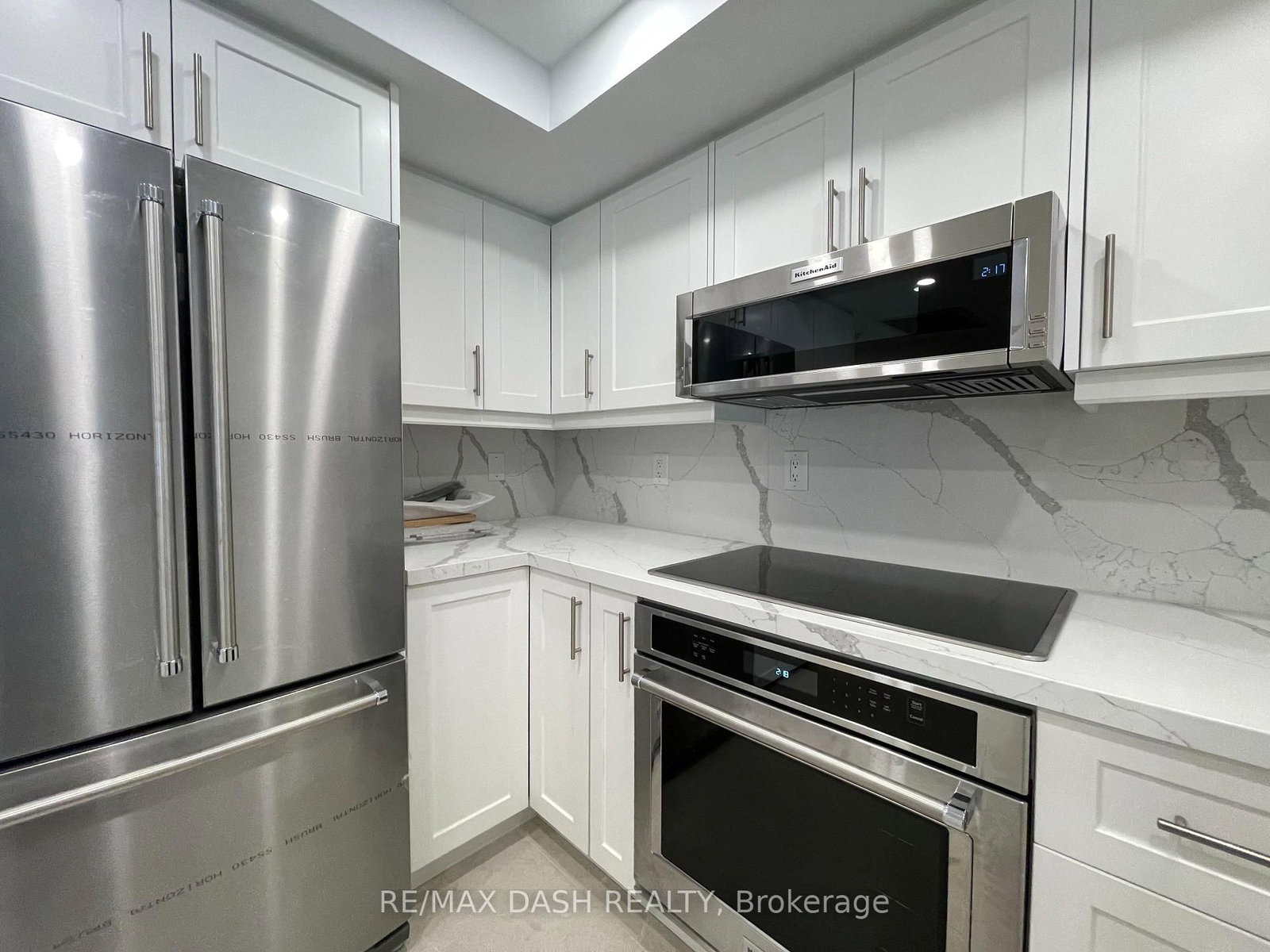 1001 Bay Street, Unit 414 - Photo 33