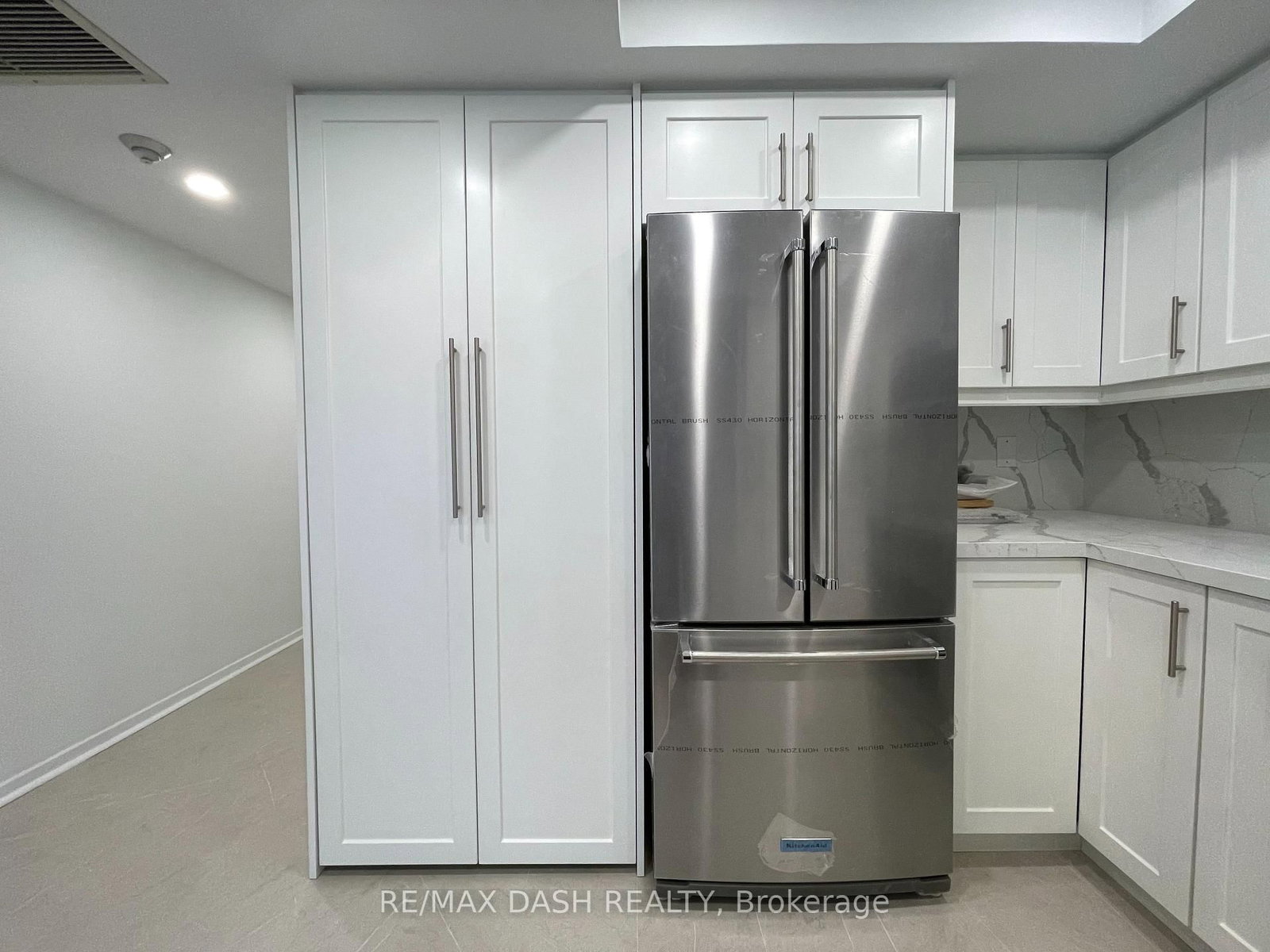 1001 Bay Street, Unit 414 - Photo 34