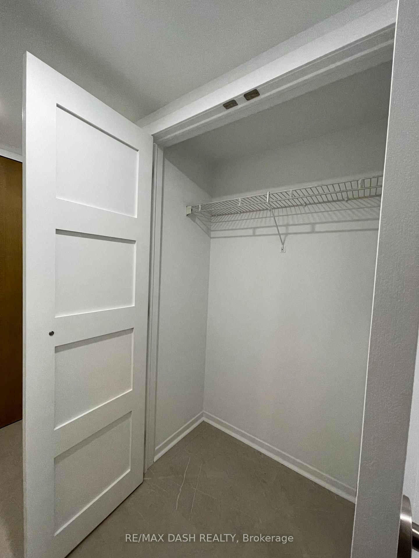 1001 Bay Street, Unit 414 - Photo 5