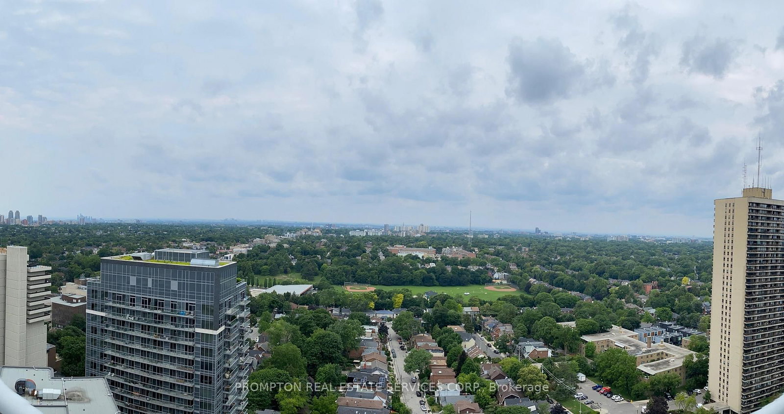 33 Helendale Avenue, Unit 2311