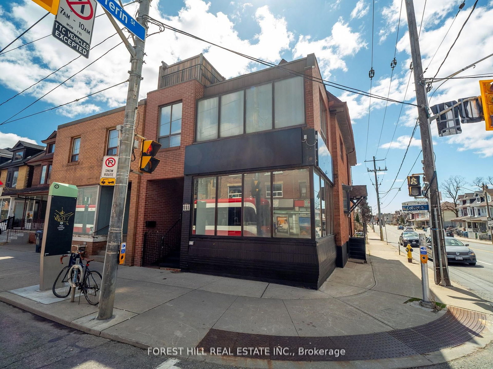 1111 College Street - Photo 2
