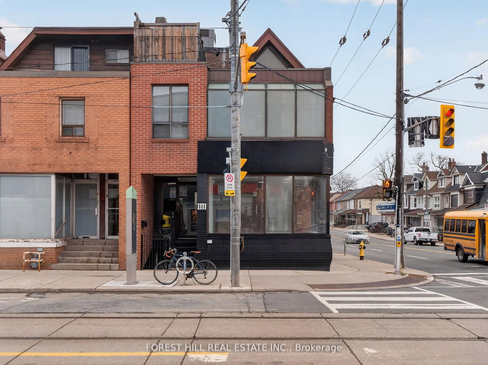 1111 College Street - Photo 3