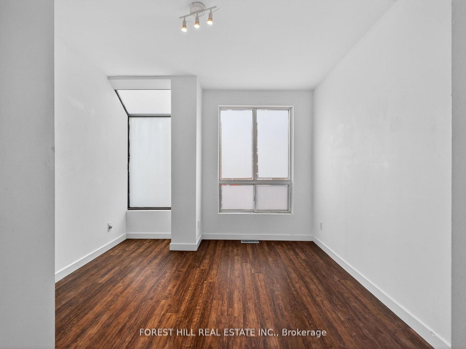 1111 College Street - Photo 32