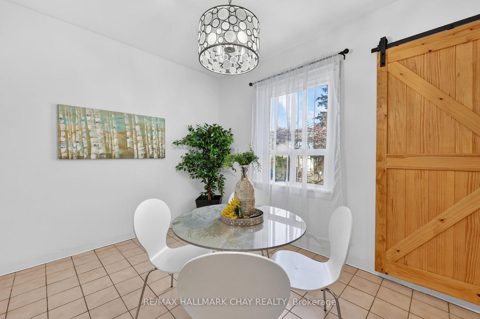 78 Clovelly Avenue - Photo 19