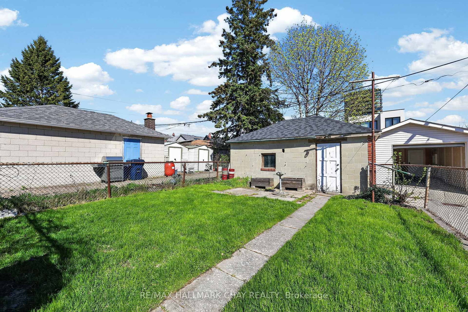 78 Clovelly Avenue - Photo 36