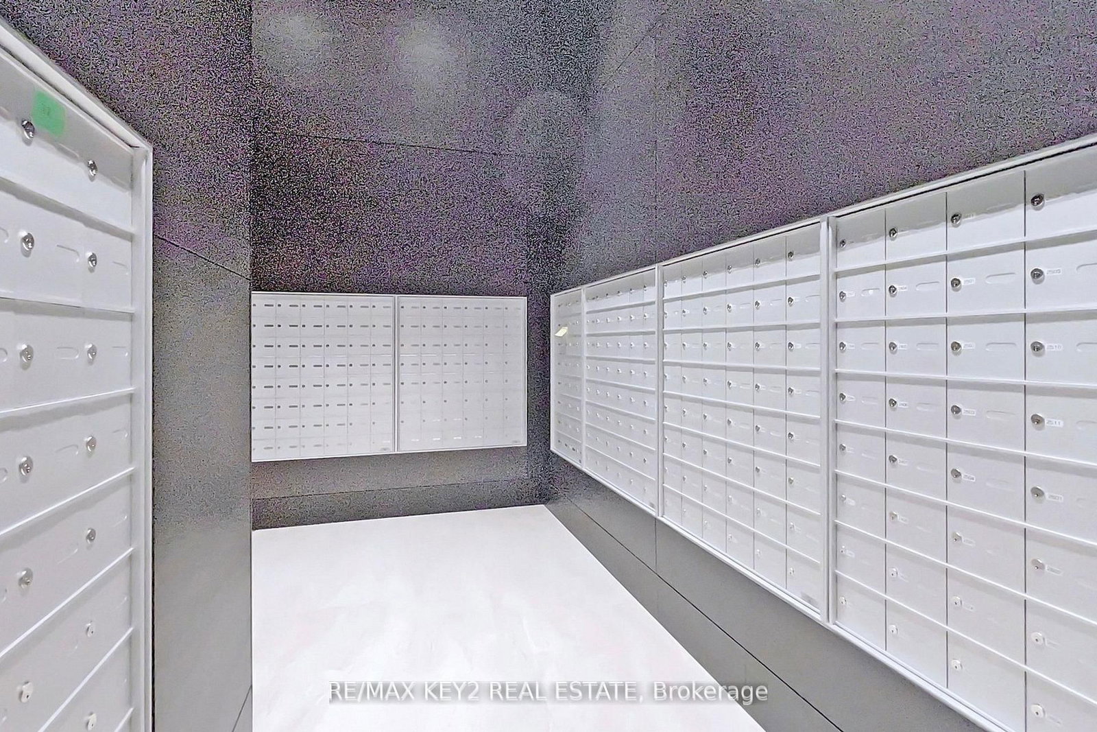 2221 Yonge Street, Unit 4510 - Photo 23