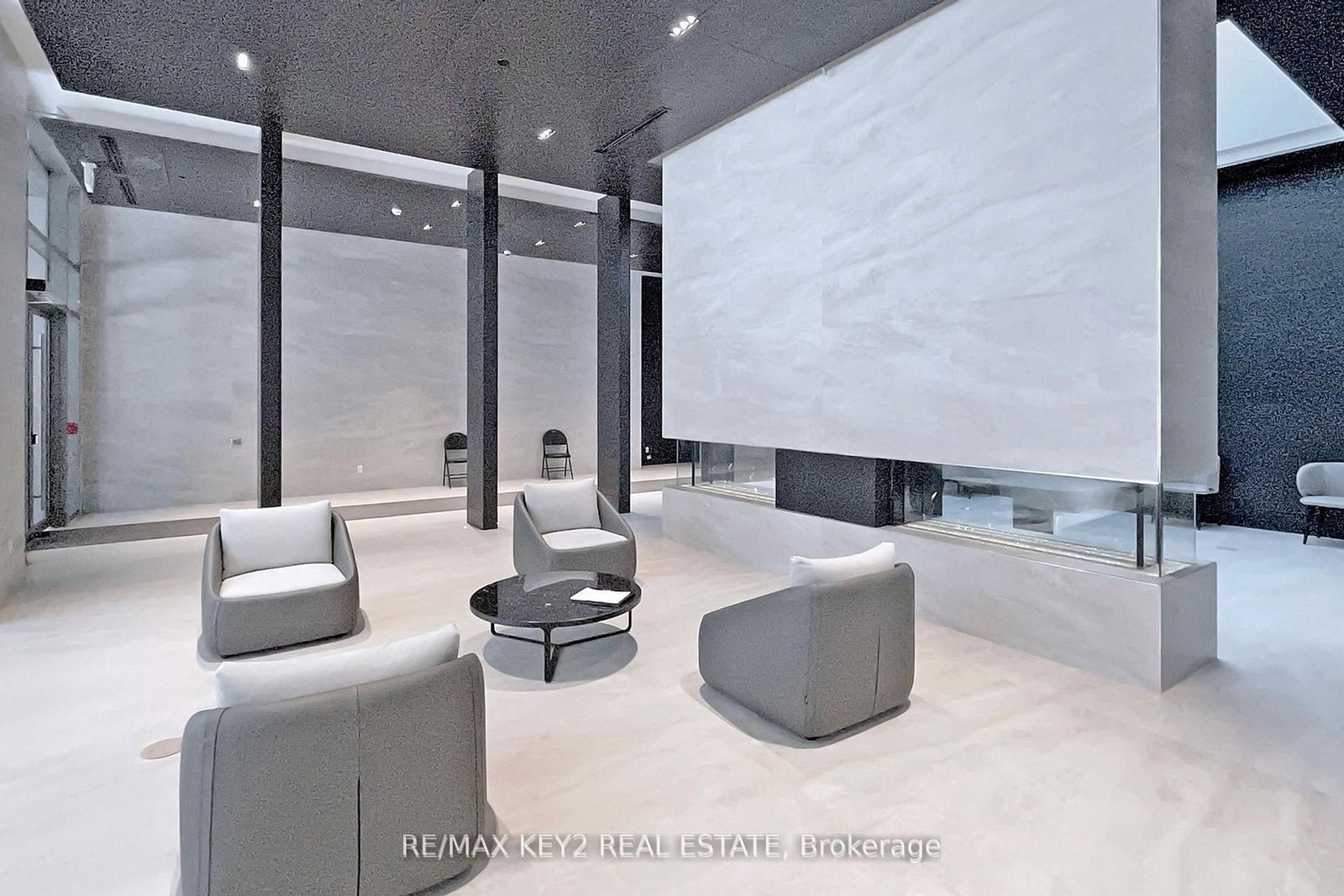 2221 Yonge Street, Unit 4510 - Photo 25