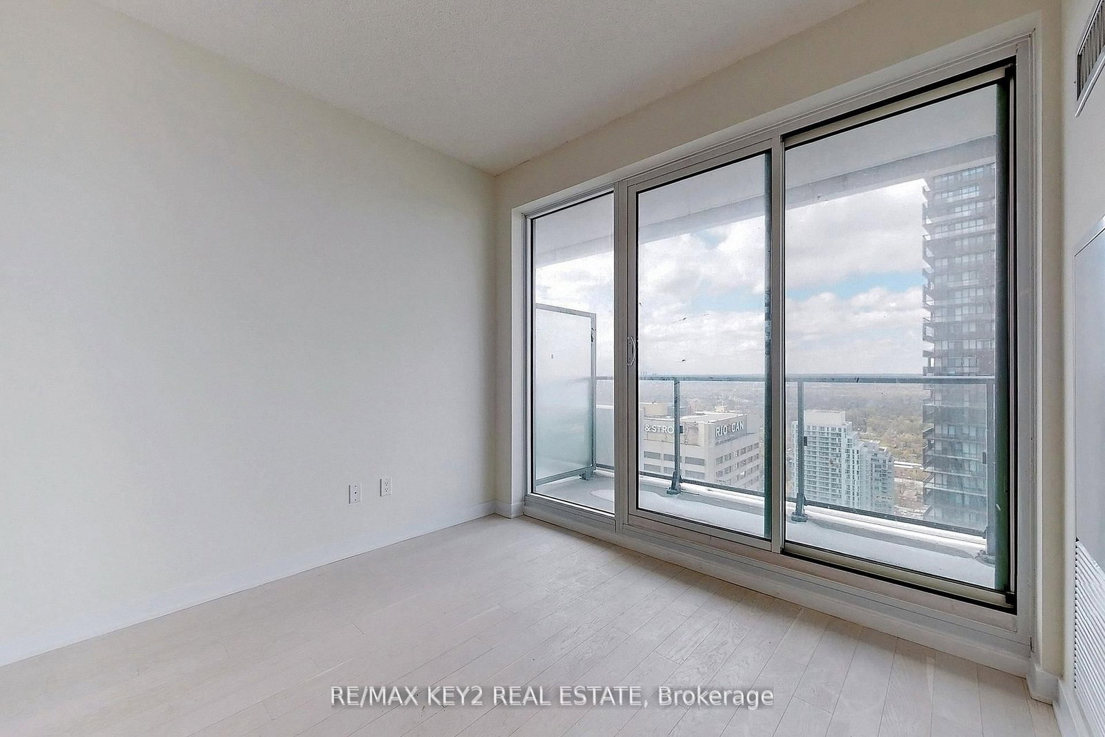 2221 Yonge Street, Unit 4510 - Photo 4