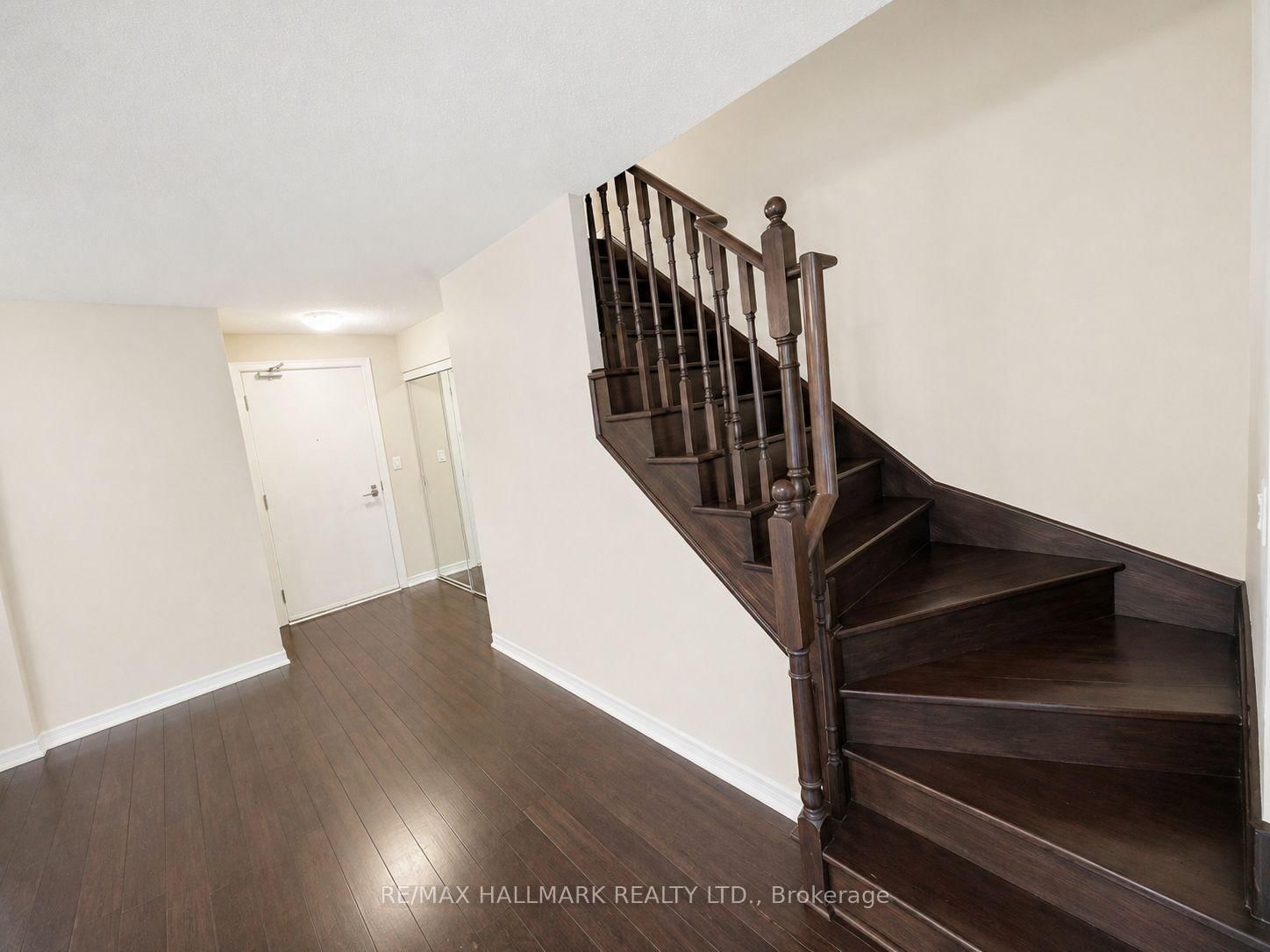 352 Front Street W, Unit 103 - Photo 4