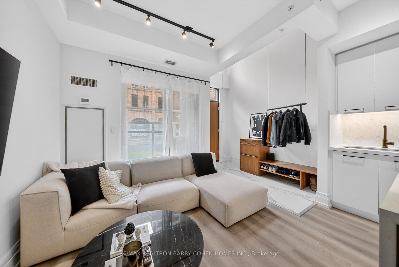 90 Niagara Street, Unit 107 - Photo 6