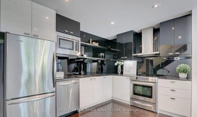 TH10 - 121 Mcmahon Drive