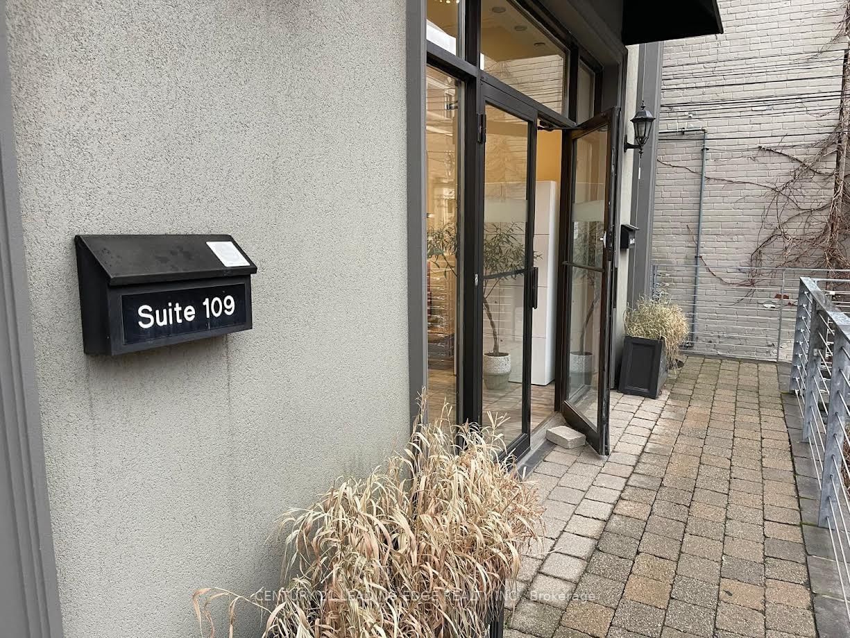 275 MacPherson Avenue, Unit 109 - Photo 2