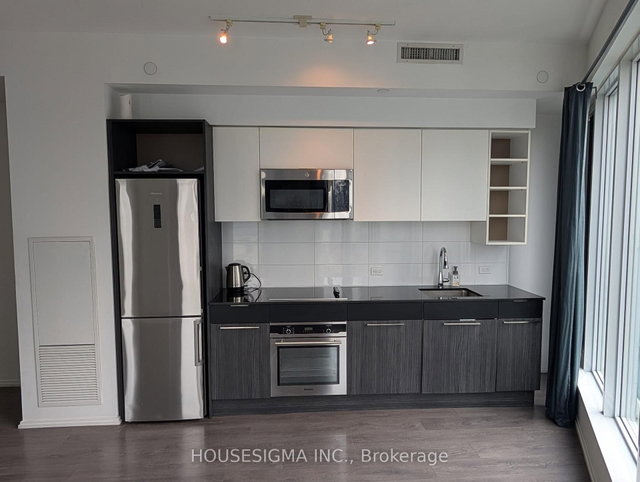 Ph 08 - 68 Shuter Street