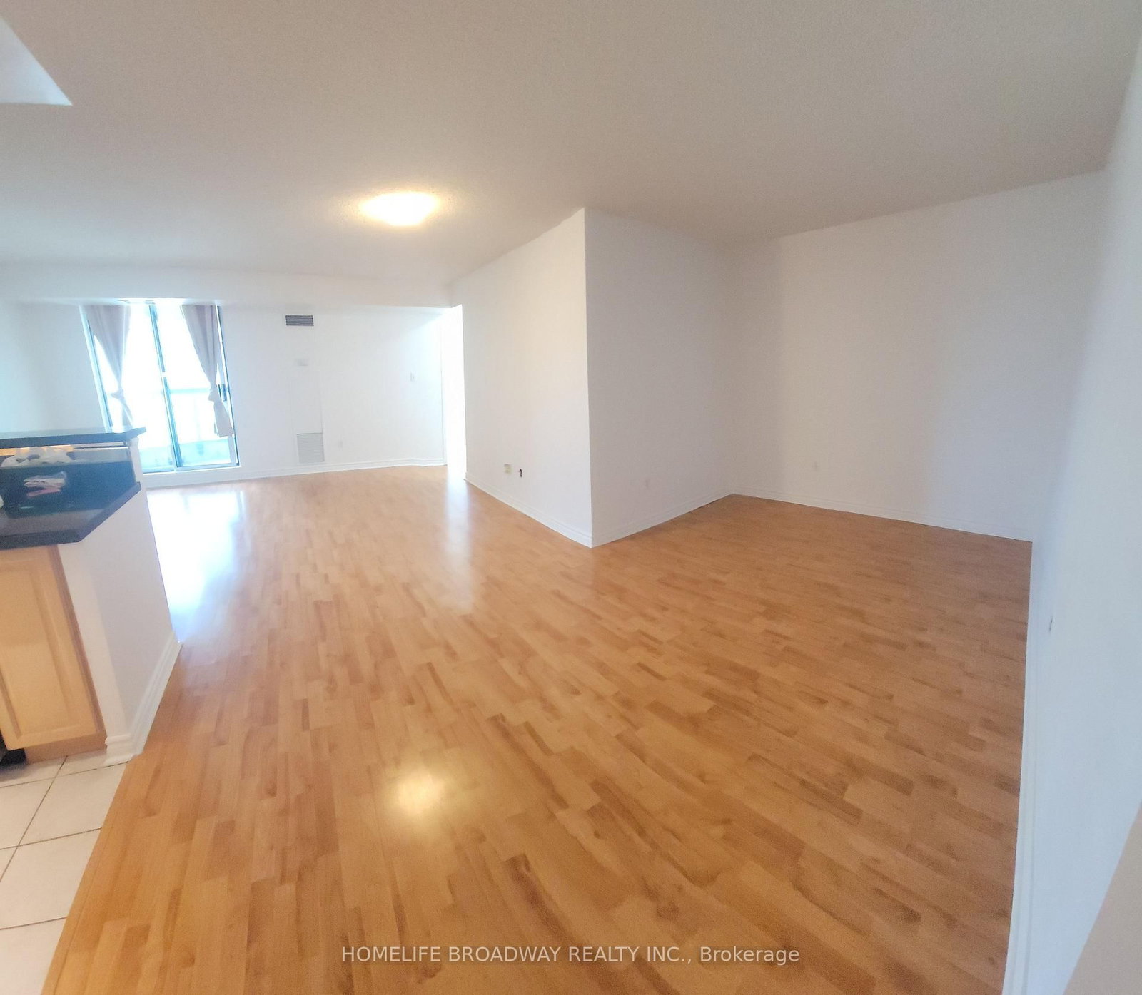 23 Lorraine Drive E, Unit 1615 - Photo 11