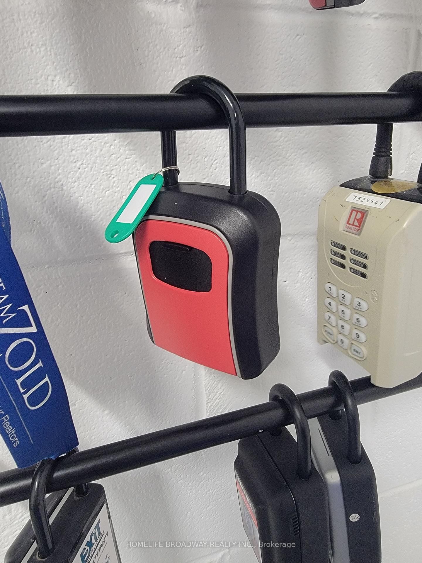 23 Lorraine Drive E, Unit 1615 - Photo 18