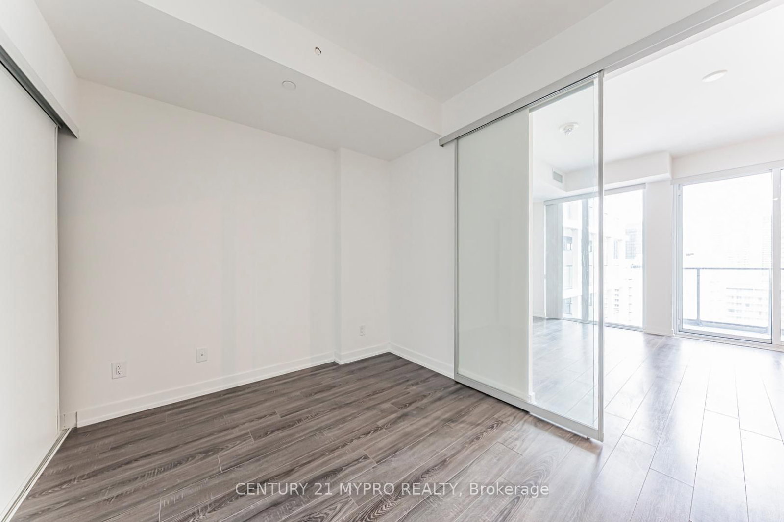 20 Edward Street, Unit 2320 - Photo 27