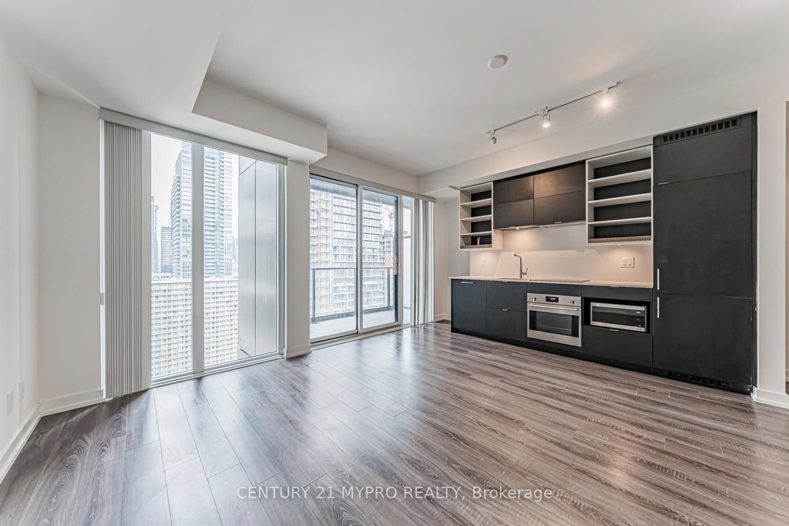 20 Edward Street, Unit 2320 - Photo 31