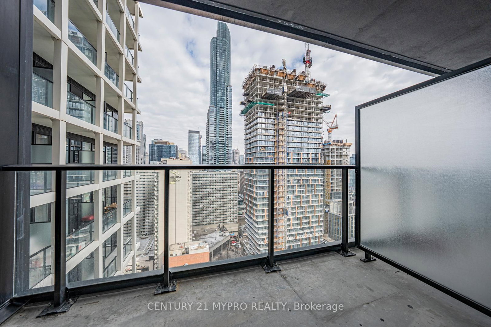 20 Edward Street, Unit 2320 - Photo 4