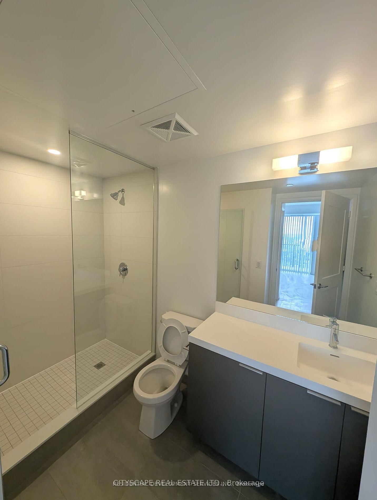 28 Widmer Street, Unit LPH - 25 - Photo 15