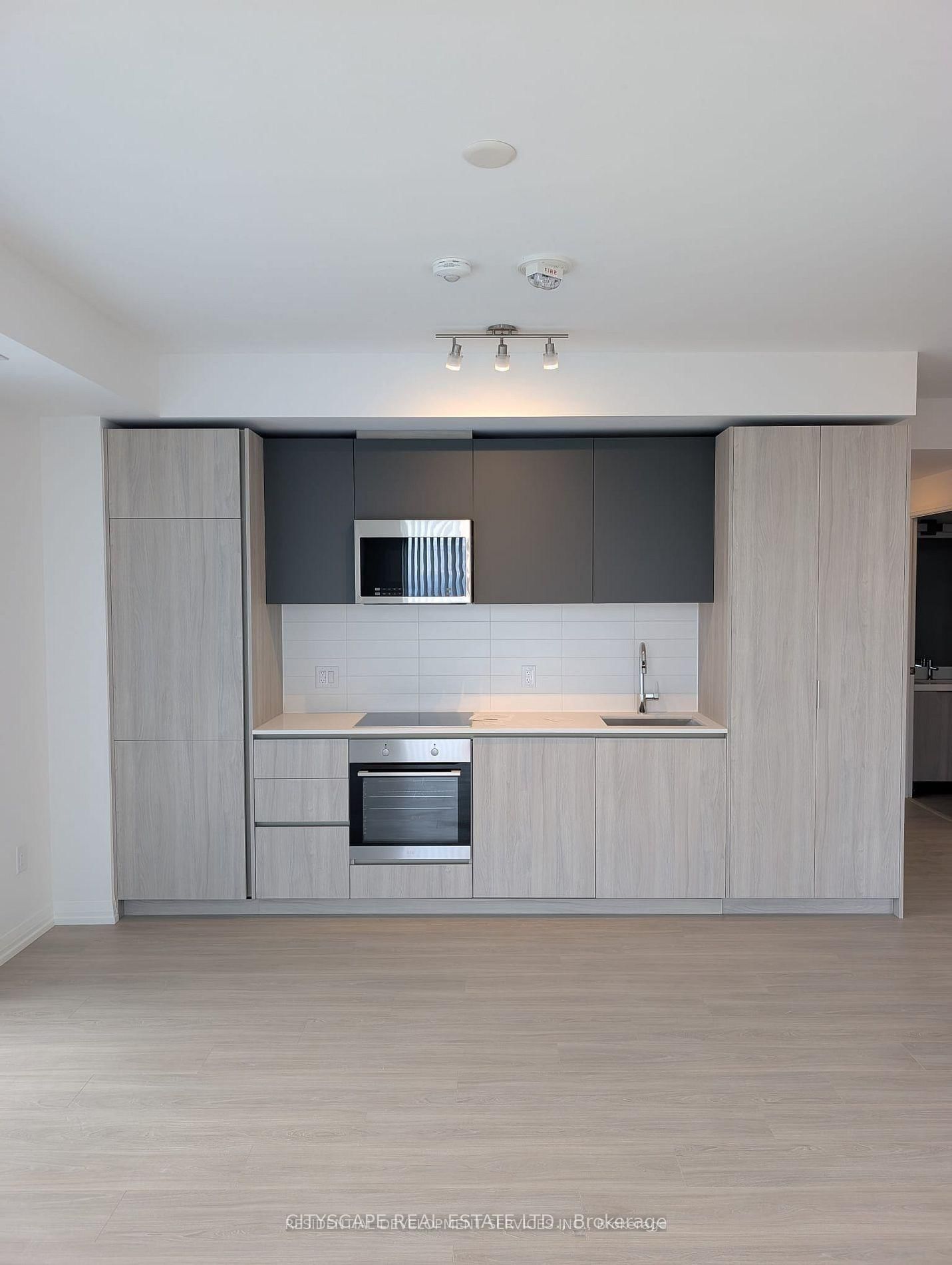 28 Widmer Street, Unit LPH - 25 - Photo 5