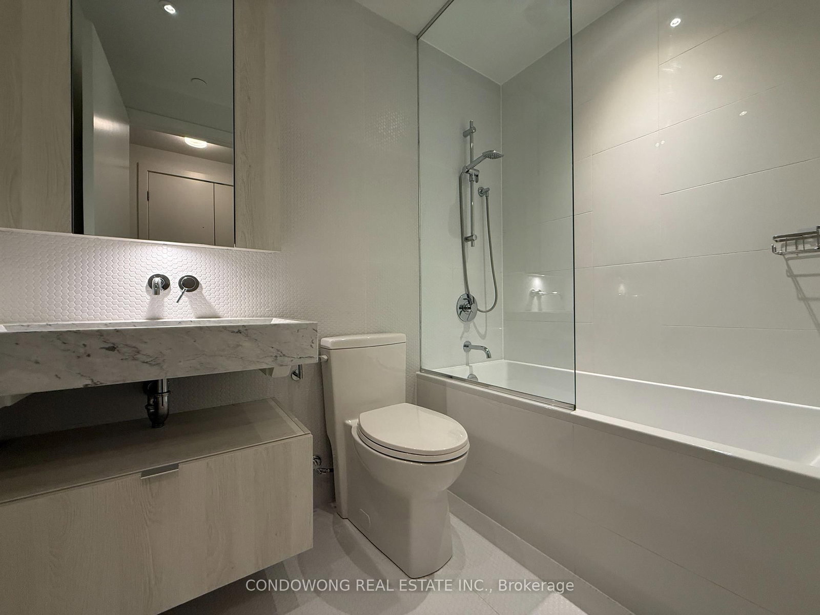 11 Yorkville Avenue, Unit 1107 - Photo 10