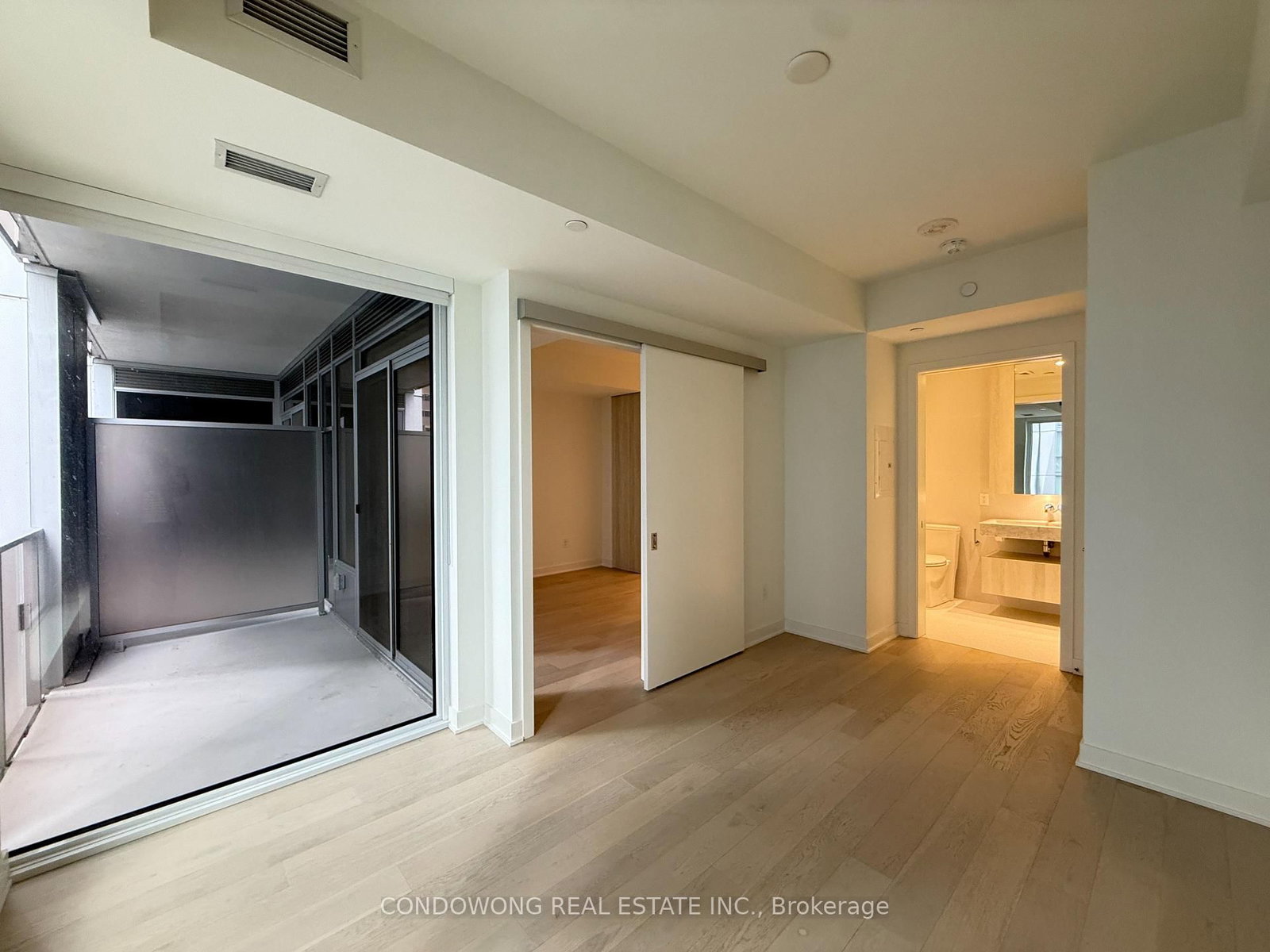 11 Yorkville Avenue, Unit 1107 - Photo 5