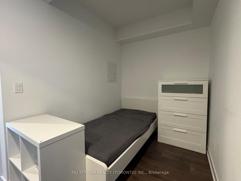1710 - 501 yonge St, Toronto, M4Y 0G8 | Image 3