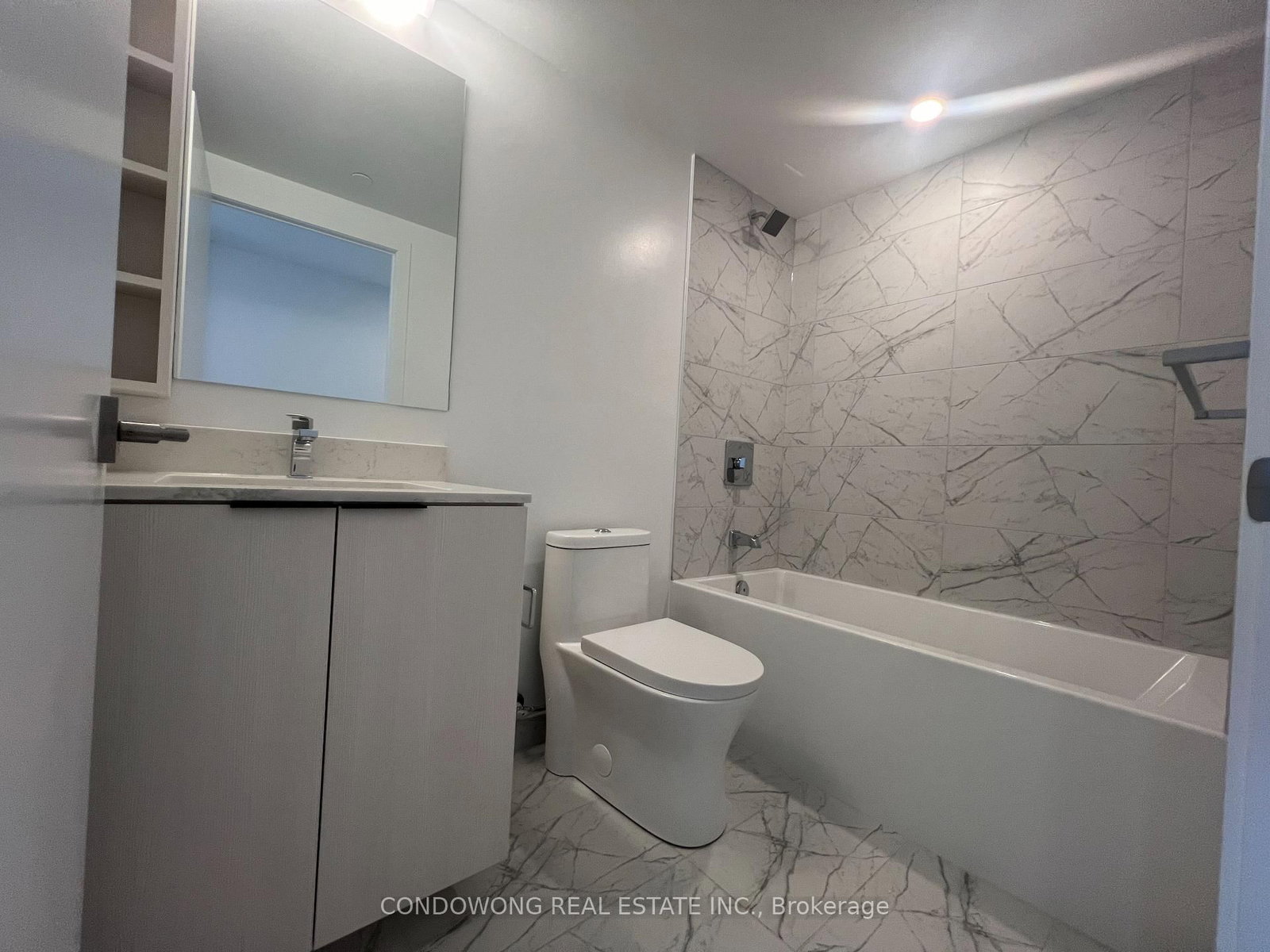 82 Dalhousie Street, Unit 3607 - Photo 9