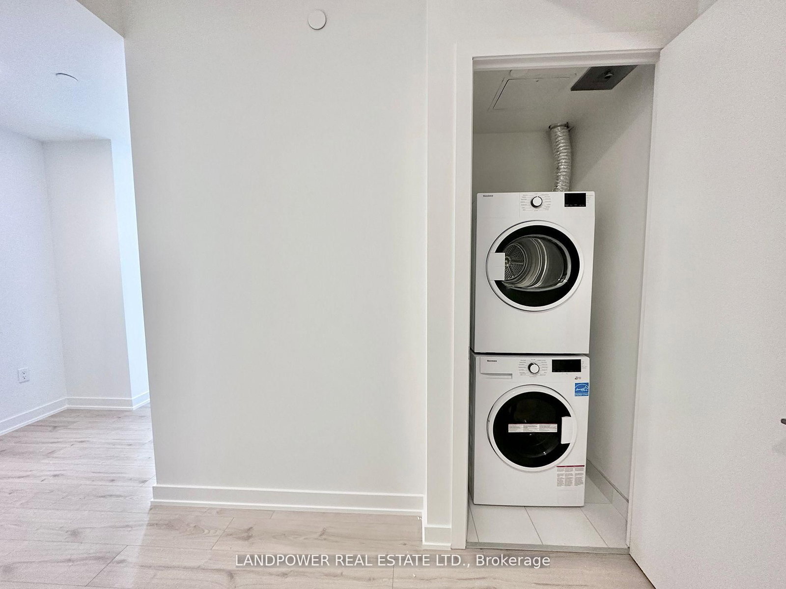 9 Tecumseth Street, Unit 1204 - Photo 8