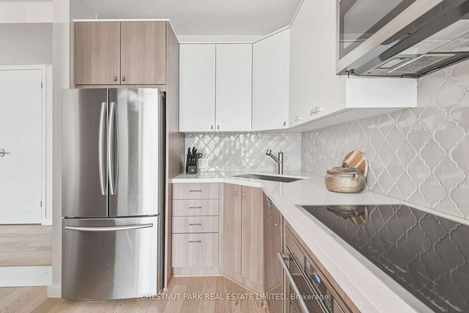 40 Oaklands Avenue, Unit 318 - Photo 12