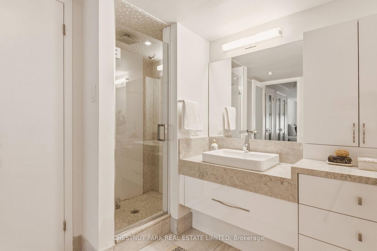 40 Oaklands Avenue, Unit 318 - Photo 31