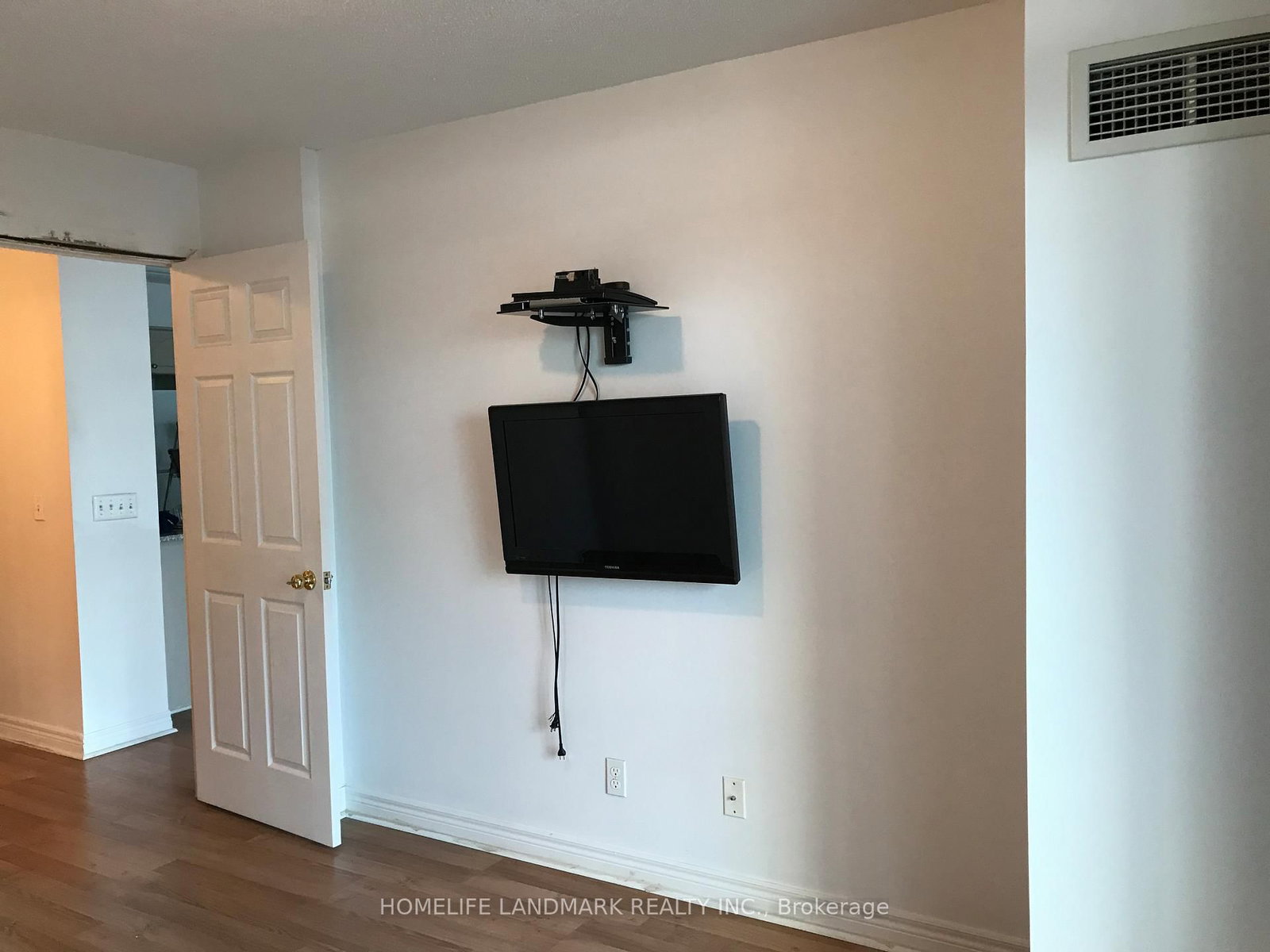 30 Grand Trunk Crescent, Unit 3607 - Photo 6