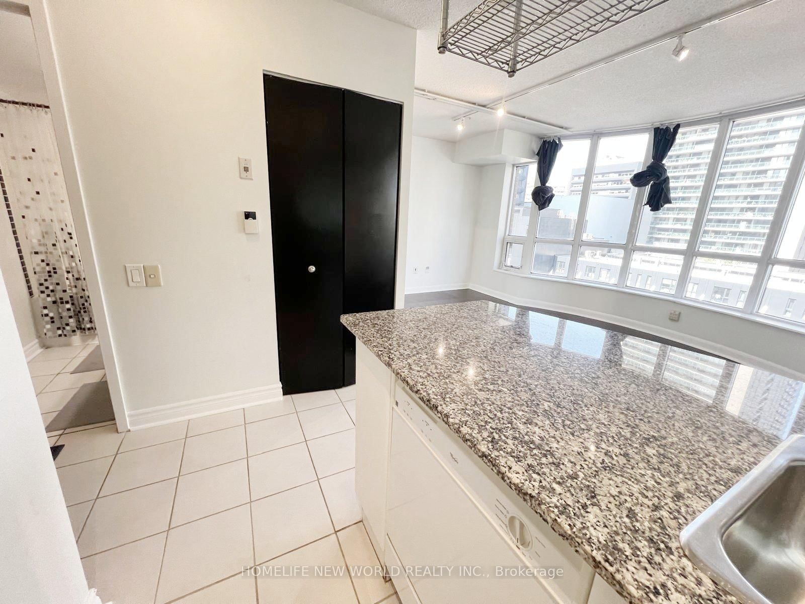 33 Sheppard Avenue E, Unit 609 - Photo 7