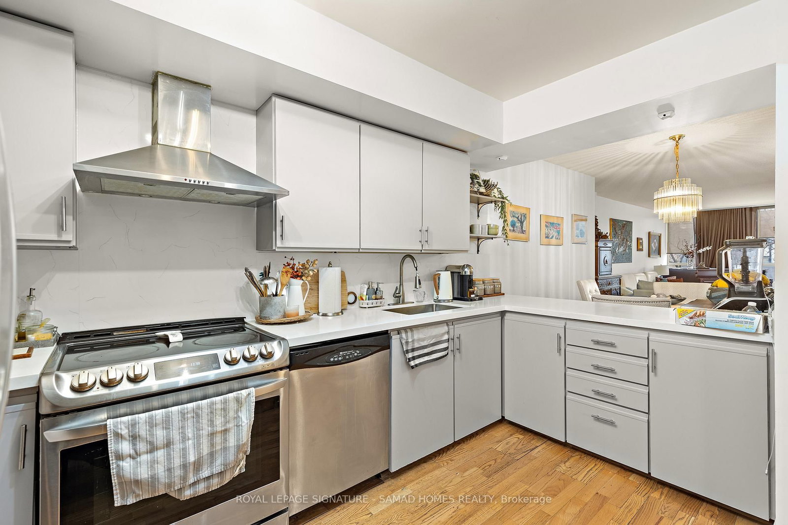 1177 Yonge Street, Unit 210 - Photo 7