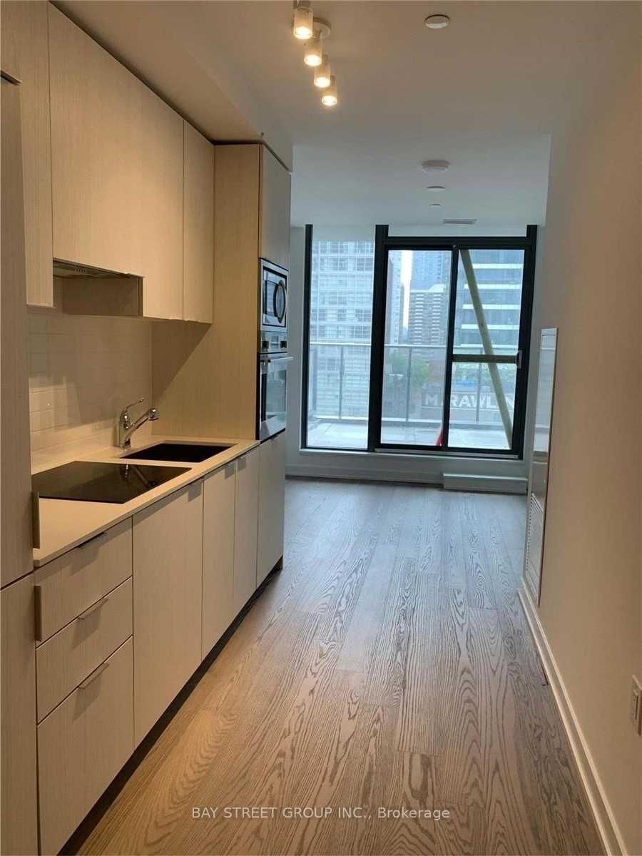 11 Wellesley Street W, Unit 614 - Photo 5