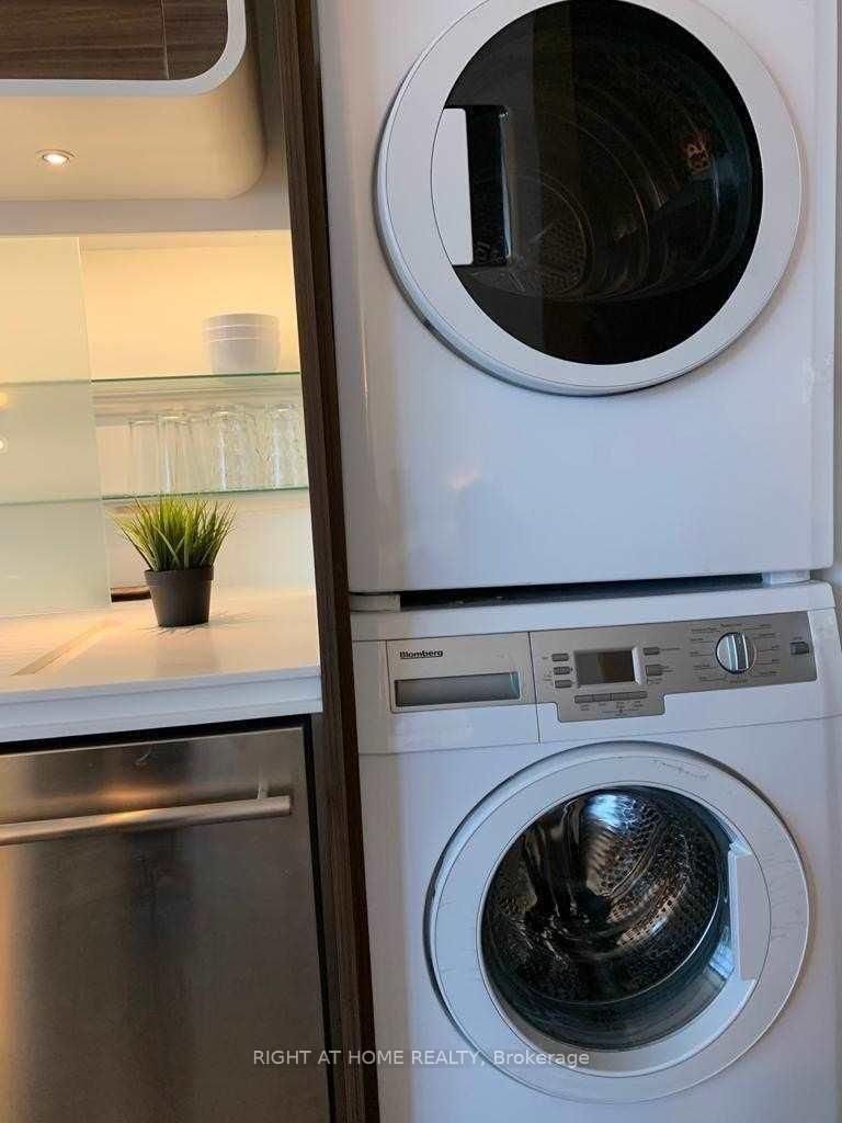 45 Charles Street E, Unit 2303 - Photo 13