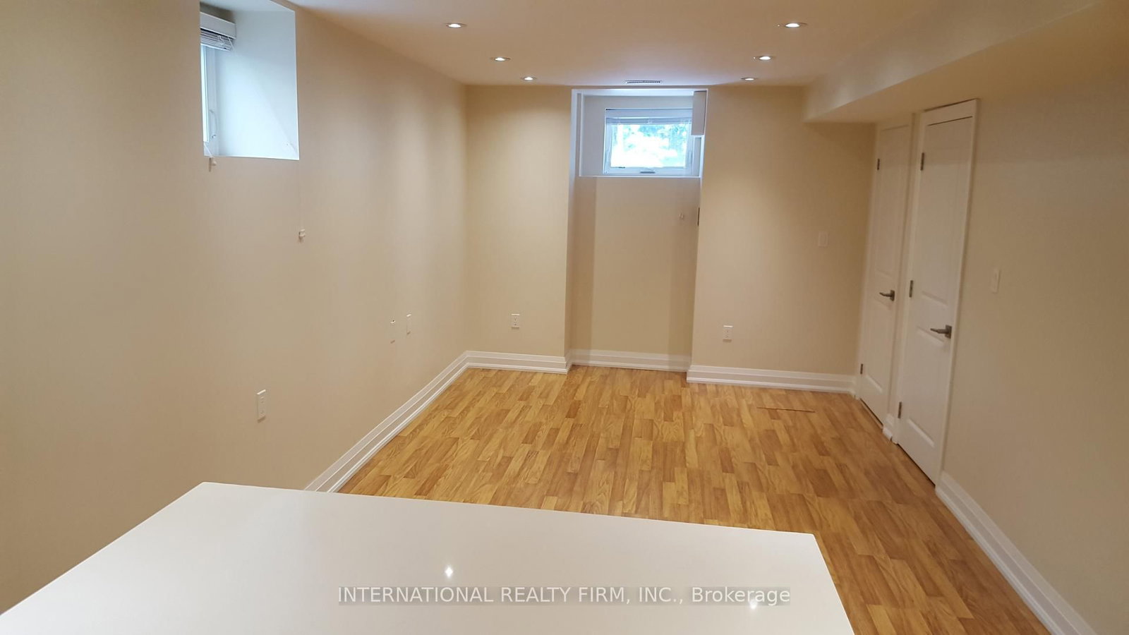 24 Duggan Avenue, Unit Lower - Photo 3