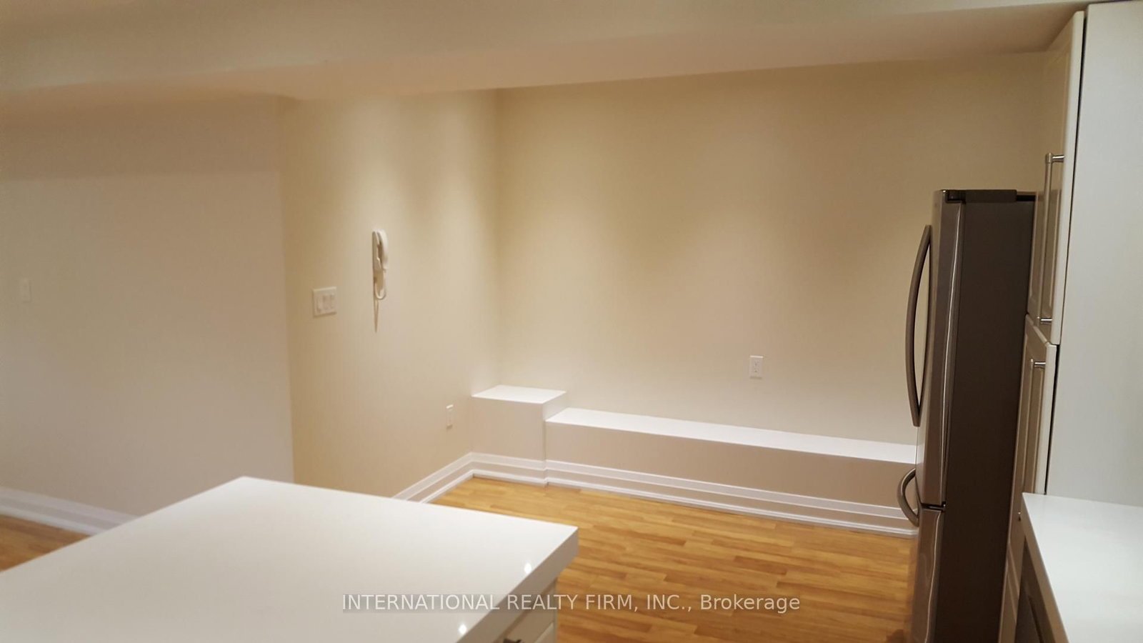24 Duggan Avenue, Unit Lower - Photo 4