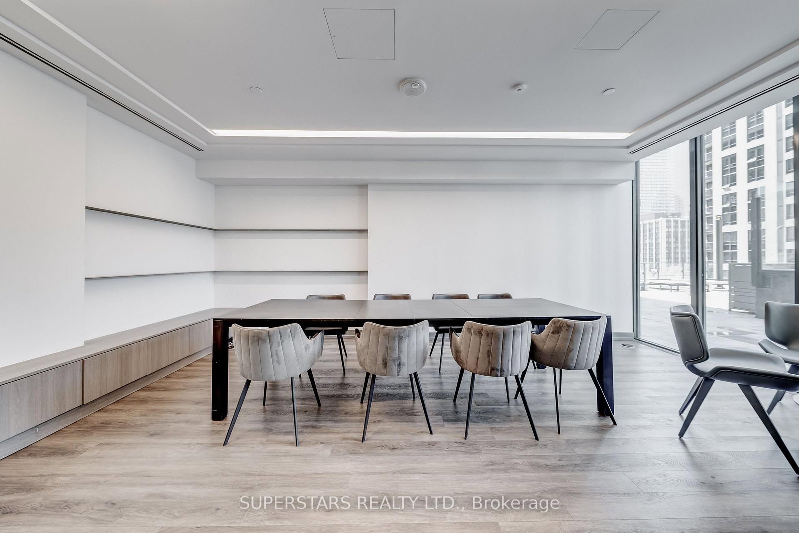 77 Shuter Street, Unit 1110 - Photo 22