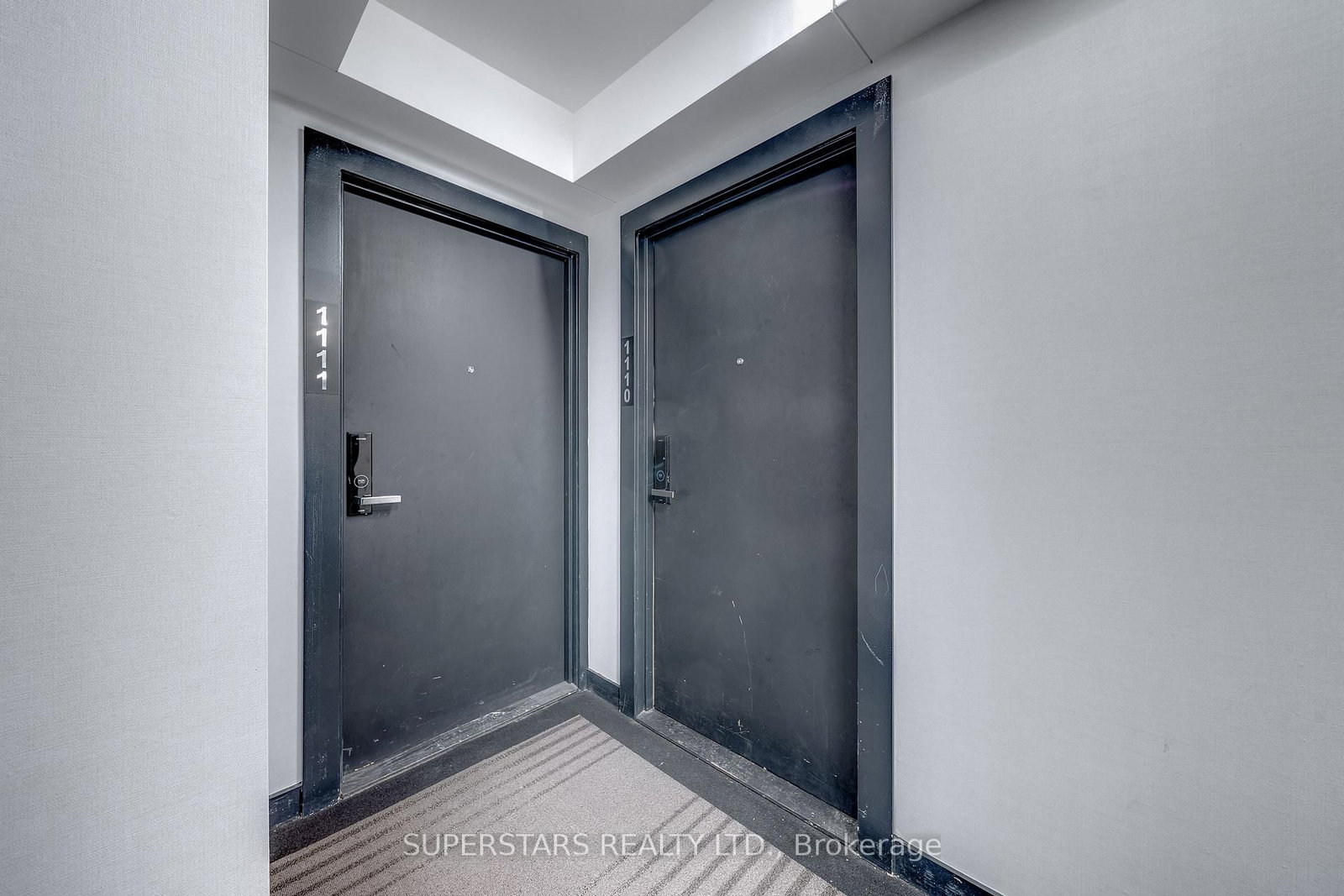 77 Shuter Street, Unit 1110 - Photo 4