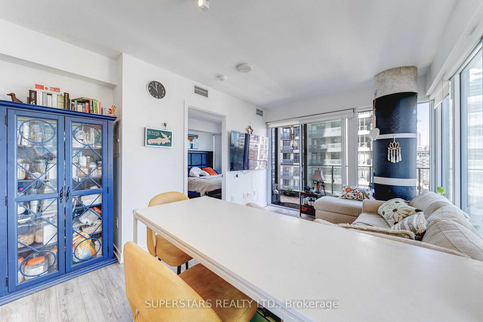 77 Shuter Street, Unit 1110 - Photo 8