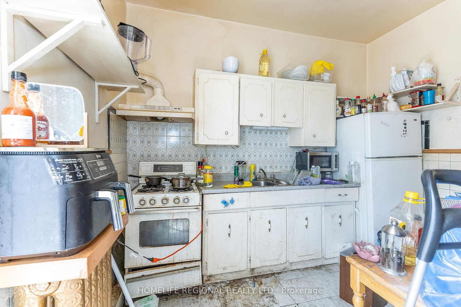 237 Roxton Road • Toronto, ON photo 14