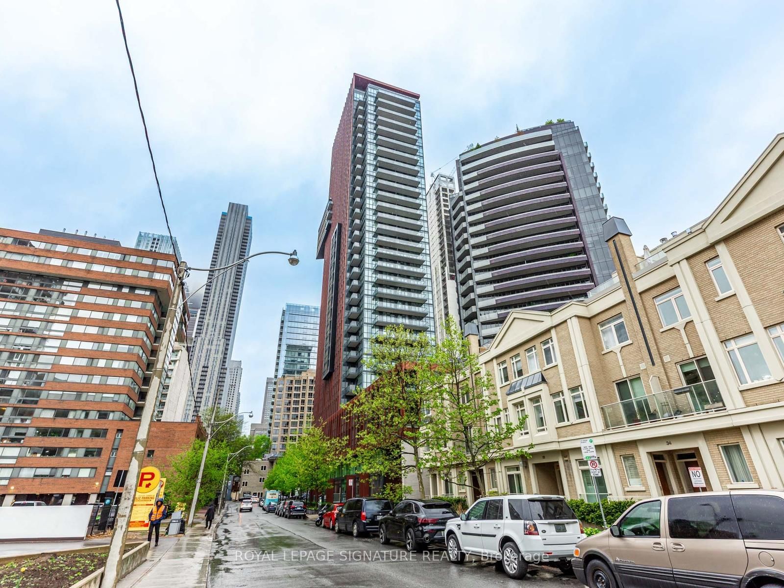 32 Davenport Road, Unit 1303